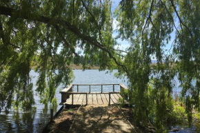 Гостиница Lye Bow Lake House  Александра